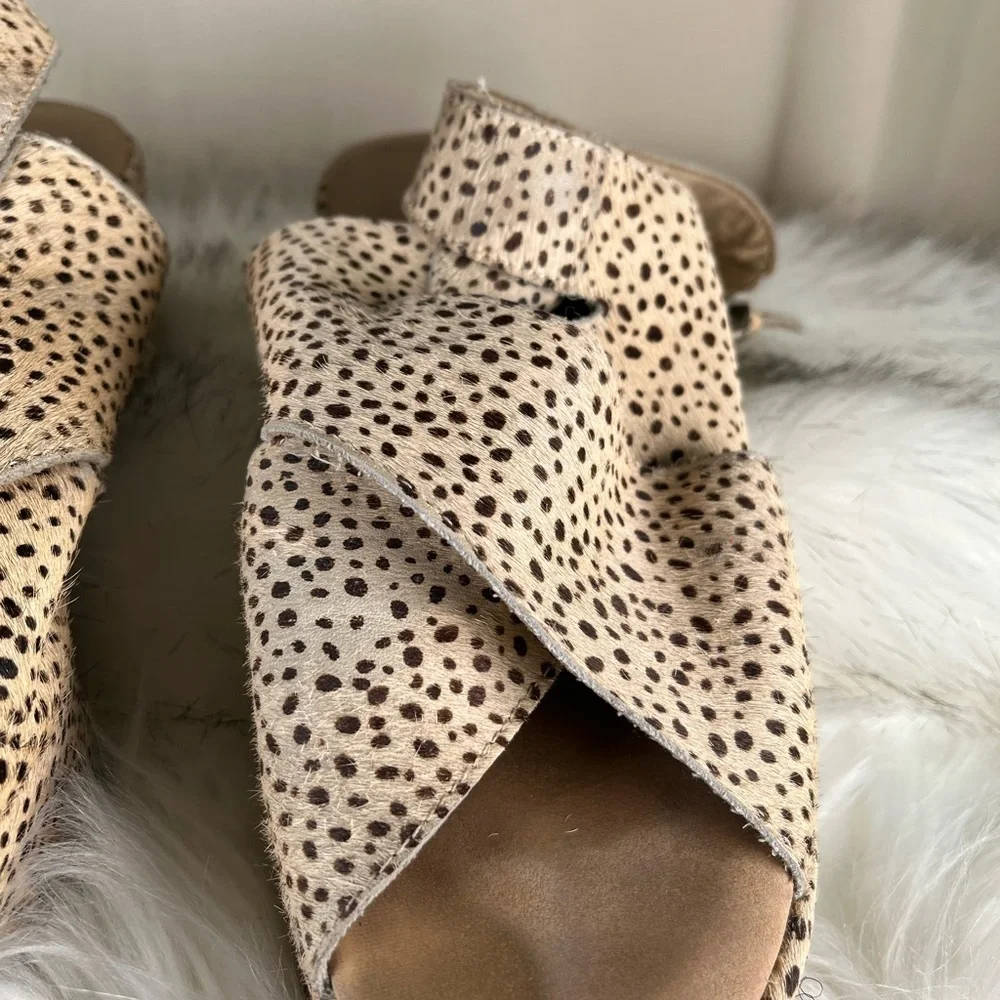 Leopard Print Platform Sandals with Faux Fur